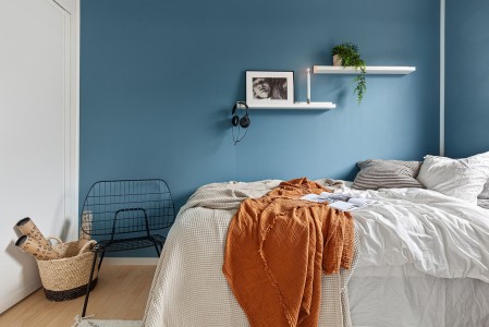 Chambre parentale de couleur bleu